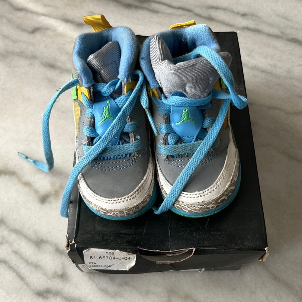 Jordan 4 Retro